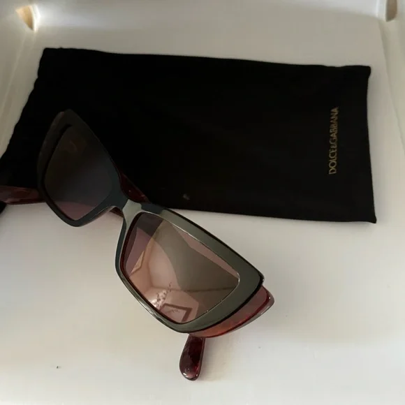 Dolce & Gabbana sunglasses - Picture 3 of 4